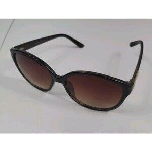 Jones New York Sunglasses (EW 1213)‎ Tortoise Shell Weekender Cat Eye Retro